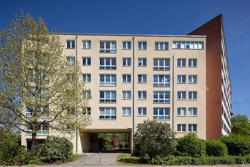 Familienfreundliche 4-Zimmer-Wohnung, frisch renoviert in Kellerwaldweg 8 — photo 1